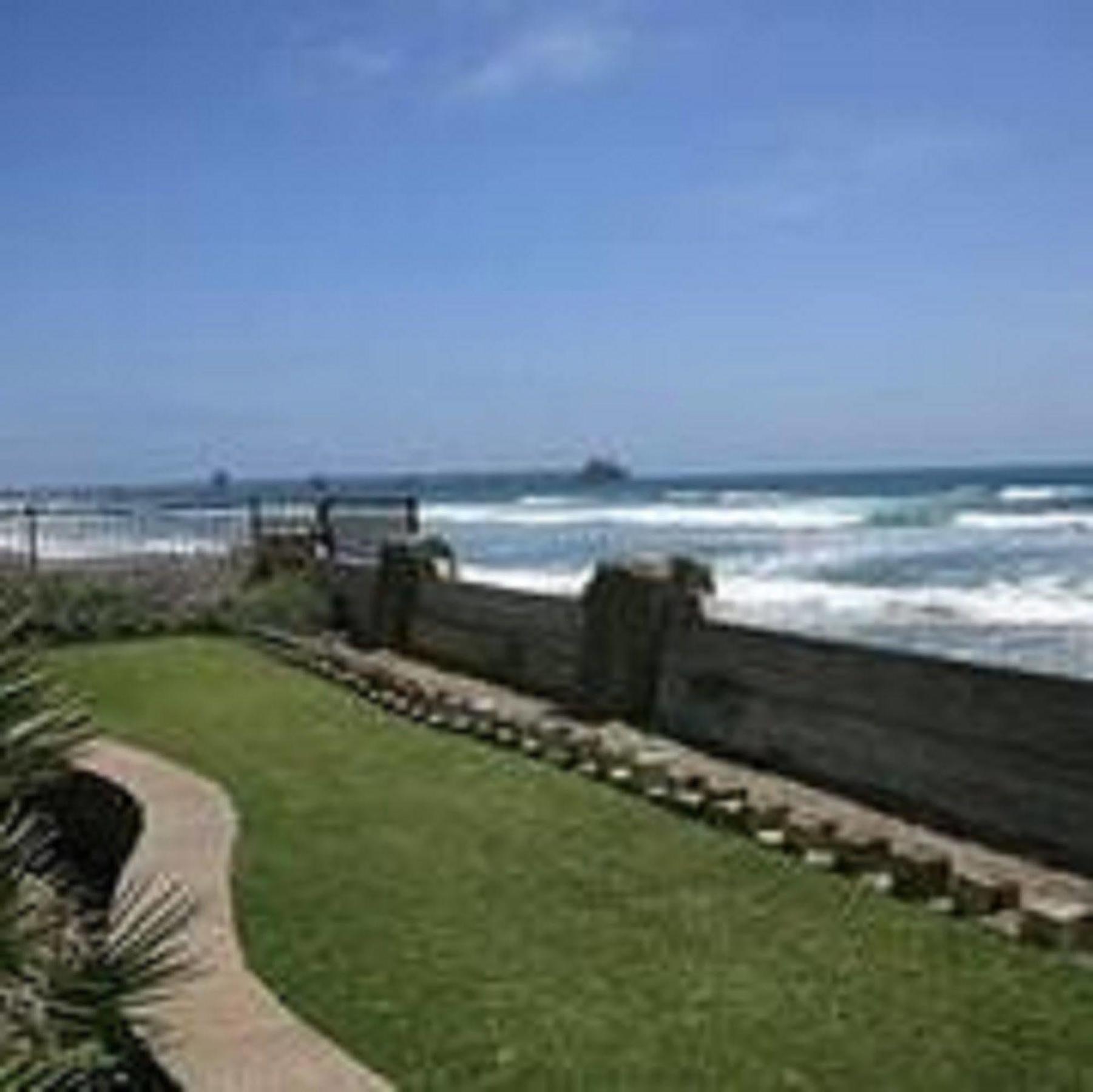 אושנסייד Oceanview Retreat - Steps To The Beach And 2 Pools מראה חיצוני תמונה