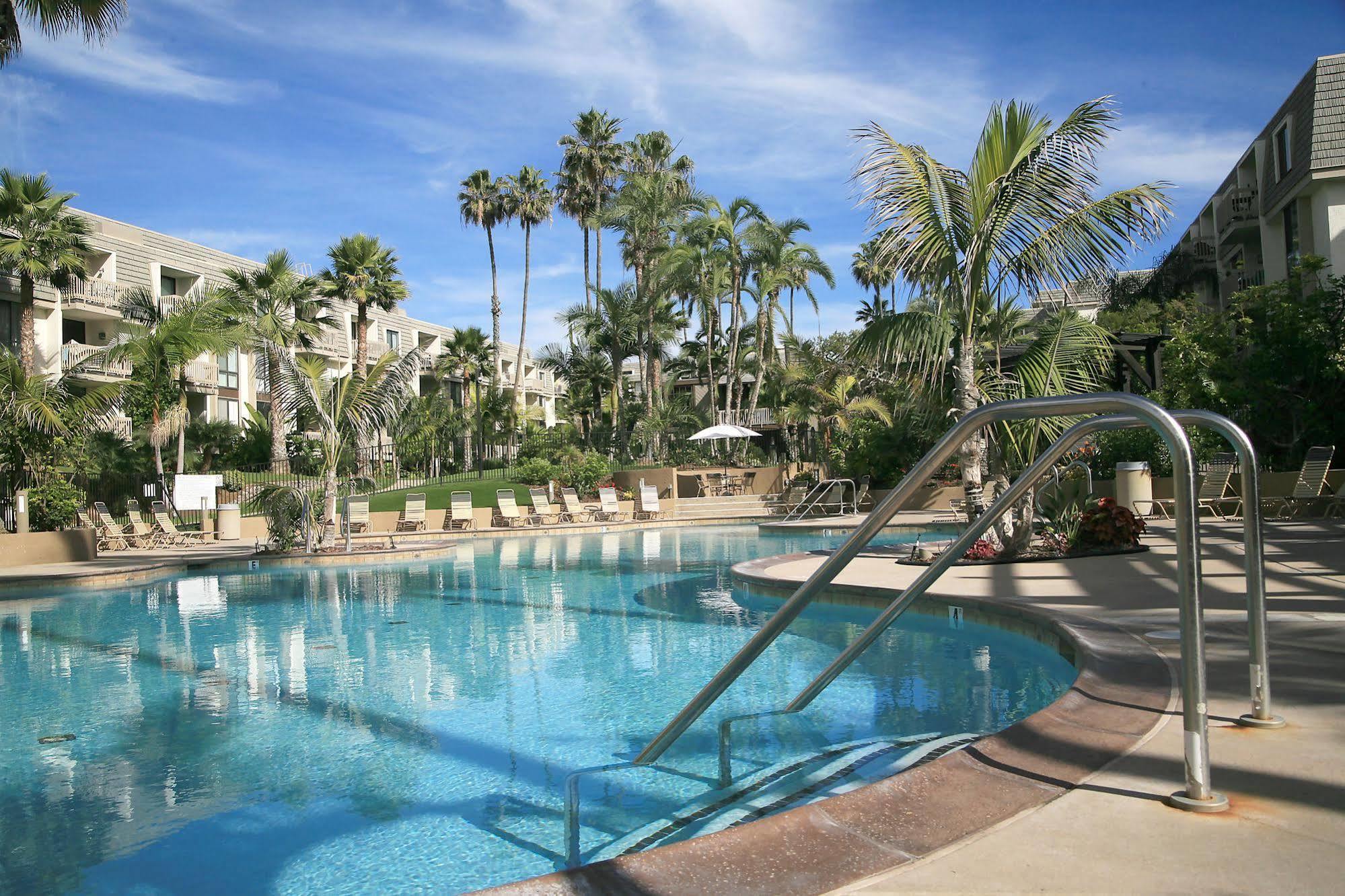 אושנסייד Oceanview Retreat - Steps To The Beach And 2 Pools מראה חיצוני תמונה